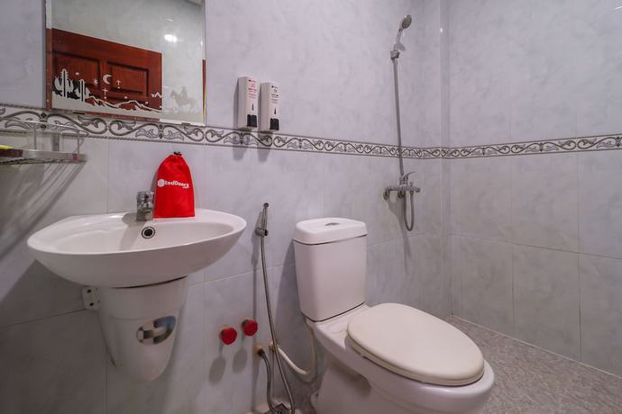 Imagen de la habitación del Hotel RedDoorz @ Phan Huy Ich street. Foto 17