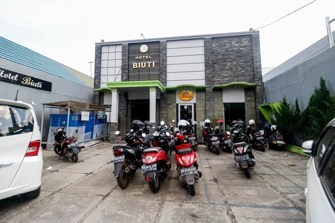 Imagen general del Hotel RedDoorz Plus @ Banjarmasin Tengah. Foto 2