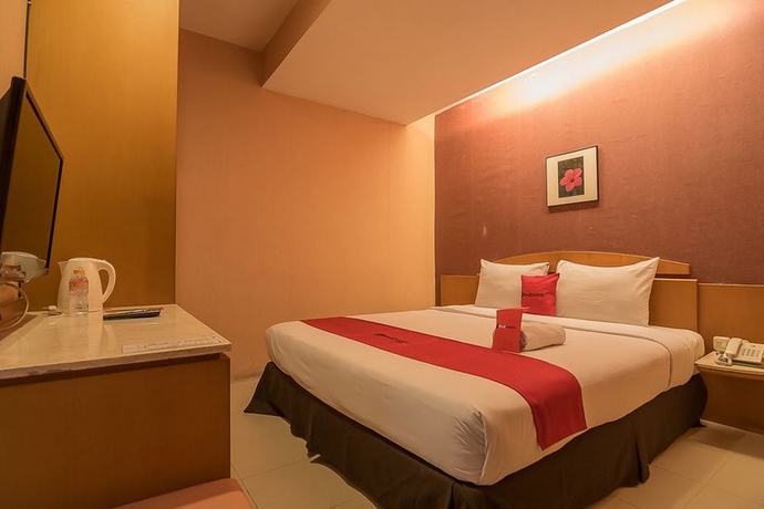 Imagen de la habitación del Hotel RedDoorz Plus @ Cipaganti Street 3. Foto 4