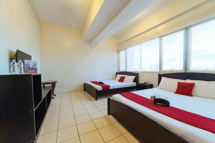 Imagen general del Hotel RedDoorz Plus @ E Rodriguez corner banawe. Foto 10