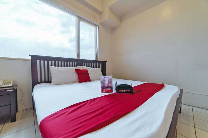 Imagen de la habitación del Hotel RedDoorz Plus @ E Rodriguez corner banawe. Foto 16