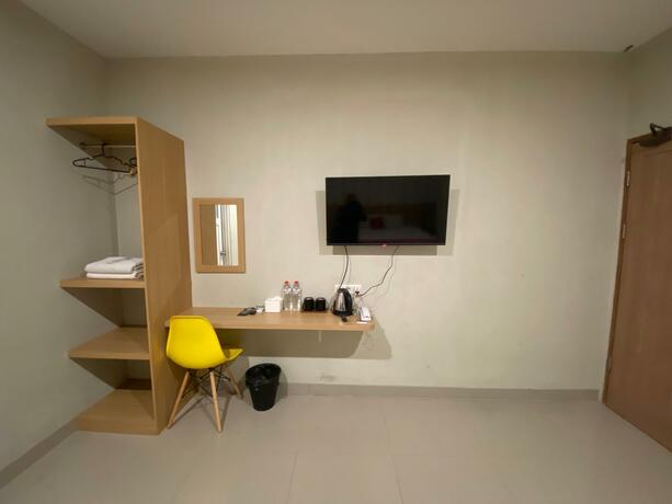 Imagen general del Hotel RedDoorz Plus @ Karapitan Street. Foto 20