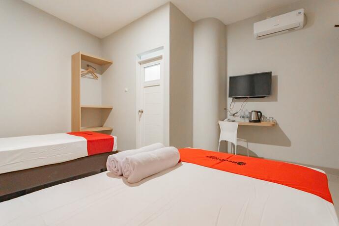 Imagen general del Hotel RedDoorz Plus @ Karapitan Street. Foto 21