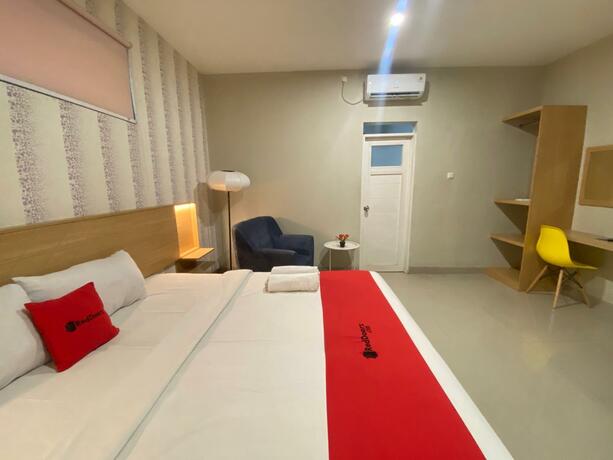 Imagen general del Hotel RedDoorz Plus @ Karapitan Street. Foto 23