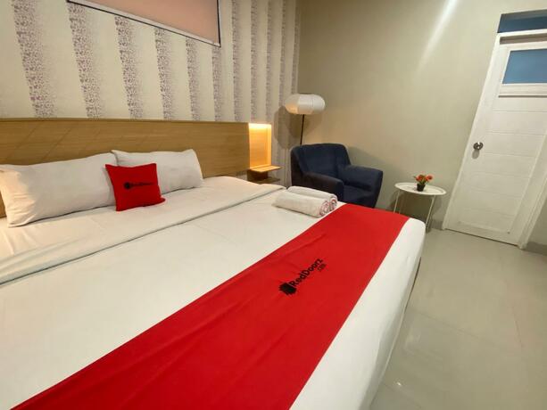 Imagen general del Hotel RedDoorz Plus @ Karapitan Street. Foto 26