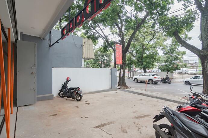 Imagen general del Hotel RedDoorz Plus @ Karapitan Street. Foto 40