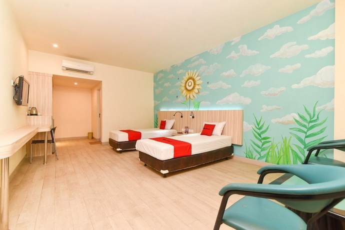 Imagen de la habitación del Hotel RedDoorz Plus @ Ketapang Satu Beach Kupang. Foto 18
