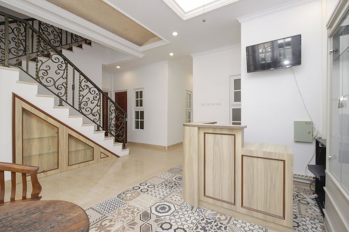 Imagen de los interiores del Hotel RedDoorz Plus @ Kwitang 2. Foto 19