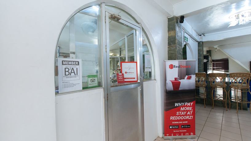 Imagen de los interiores del Hotel RedDoorz Plus @ Lagoon Beach Resort Zambales. Foto 19
