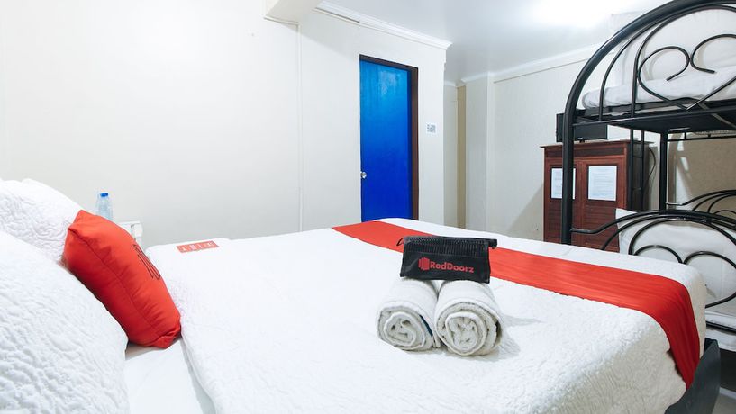 Imagen de la habitación del Hotel RedDoorz Plus @ Lagoon Beach Resort Zambales. Foto 5