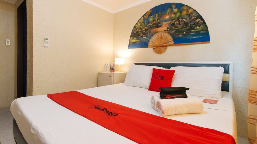 Imagen de la habitación del Hotel RedDoorz Plus @ Lagoon Beach Resort Zambales. Foto 16