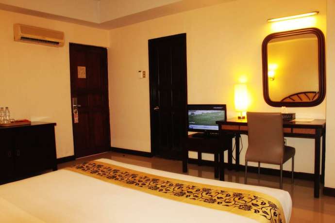 Imagen de la habitación del Hotel RedDoorz Plus @ Losari Beach. Foto 12