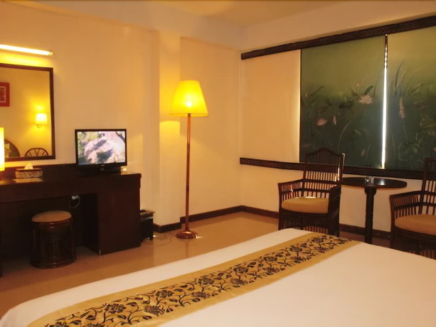 Imagen de la habitación del Hotel RedDoorz Plus @ Losari Beach. Foto 13