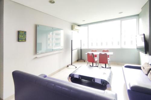 Imagen general del Hotel RedDoorz Plus Near ICE BSD Minerva. Foto 8