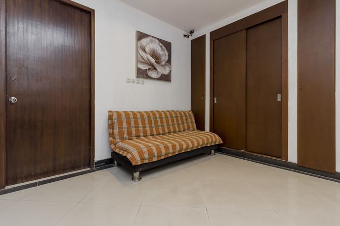 Imagen de los interiores del Hotel RedDoorz Plus @ Pasar Baru. Foto 12