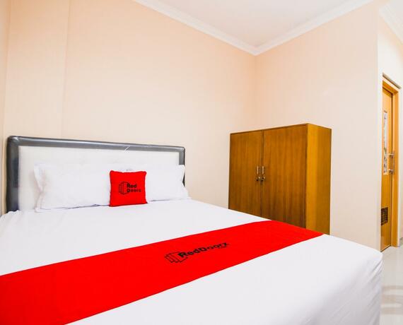 Imagen general del Hotel RedDoorz Plus @ Pogung Raya. Foto 2