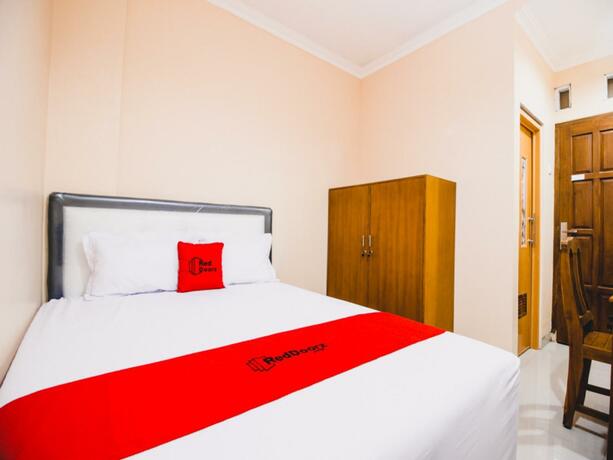 Imagen general del Hotel RedDoorz Plus @ Pogung Raya. Foto 22