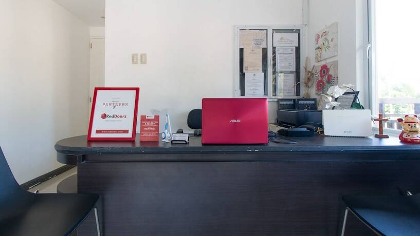 Imagen general del Hotel RedDoorz Plus @ Santa Catalina Metro Vigan. Foto 10