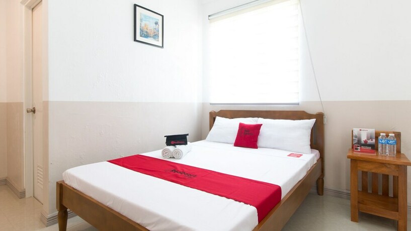 Imagen de la habitación del Hotel RedDoorz Plus @ Santa Catalina Metro Vigan. Foto 21