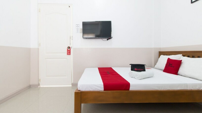 Imagen de la habitación del Hotel RedDoorz Plus @ Santa Catalina Metro Vigan. Foto 22
