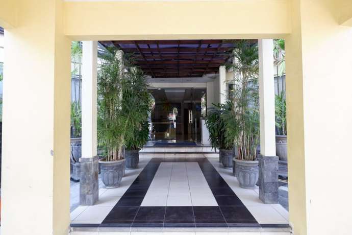 Imagen general del Hotel RedDoorz Plus @ Singosari Raya. Foto 3