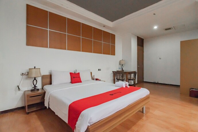 Imagen de la habitación del Hotel RedDoorz Plus @ Sukamulya Pasteur 2. Foto 30