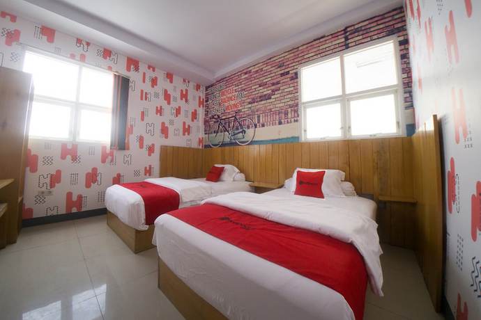 Imagen de la habitación del Hotel RedDoorz Plus Syariah @ Pentadio Gorontalo. Foto 4