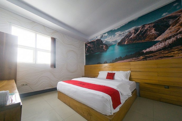 Imagen general del Hotel RedDoorz Plus Syariah @ Pentadio Gorontalo. Foto 1