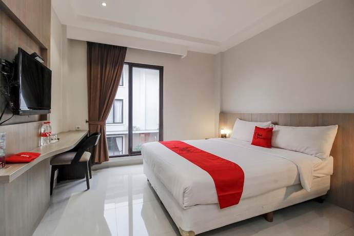 Imagen de la habitación del Hotel RedDoorz Plus @ TB Simatupang. Foto 9