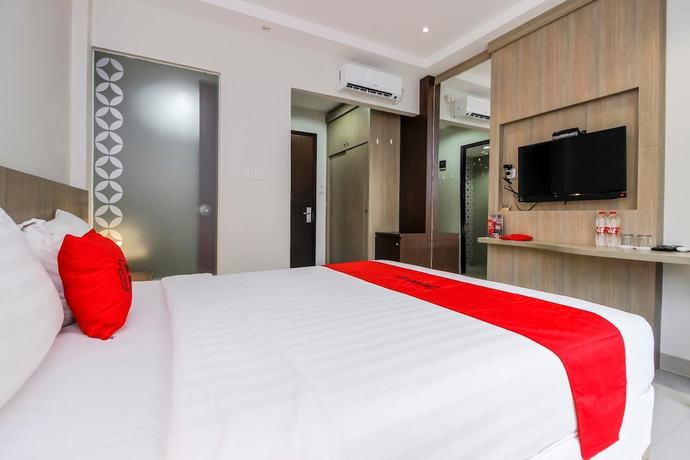 Imagen de la habitación del Hotel RedDoorz Plus @ TB Simatupang. Foto 16