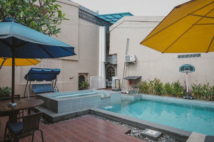Imagen general del Hotel RedDoorz Plus @ Tanjung Karang Lampung 2. Foto 1