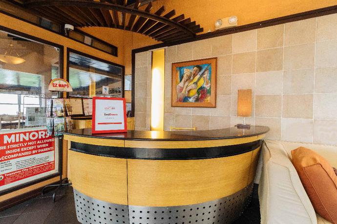 Imagen de los interiores del Hotel RedDoorz Plus @ The Ridge Tagaytay City. Foto 16