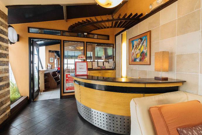 Imagen de los interiores del Hotel RedDoorz Plus @ The Ridge Tagaytay City. Foto 18