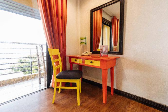 Imagen de la habitación del Hotel RedDoorz Plus @ The Ridge Tagaytay City. Foto 15