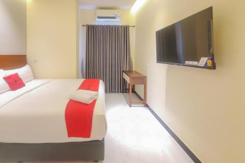 Imagen general del Hotel RedDoorz Plus @ UNO Jalan Merak Samarinda. Foto 7