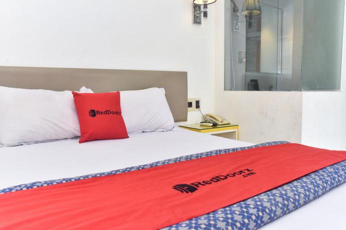 Imagen de la habitación del Hotel RedDoorz Plus near Alun Alun Malang. Foto 7