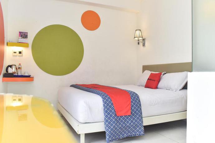 Imagen de la habitación del Hotel RedDoorz Plus near Alun Alun Malang. Foto 8