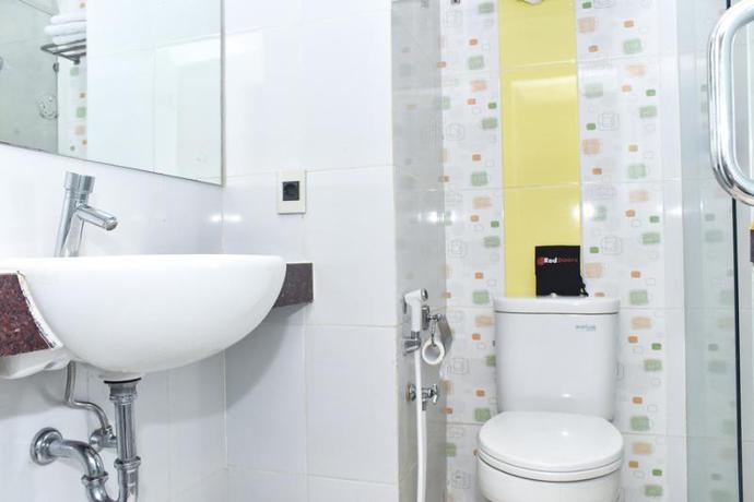 Imagen de la habitación del Hotel RedDoorz Plus near Alun Alun Malang. Foto 14