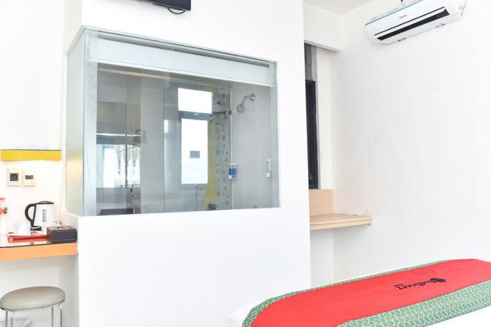 Imagen de la habitación del Hotel RedDoorz Plus near Alun Alun Malang. Foto 15