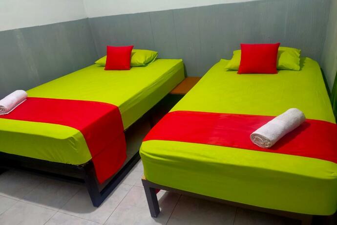 Imagen general del Hotel RedDoorz Plus near Alun Alun Sumenep. Foto 13