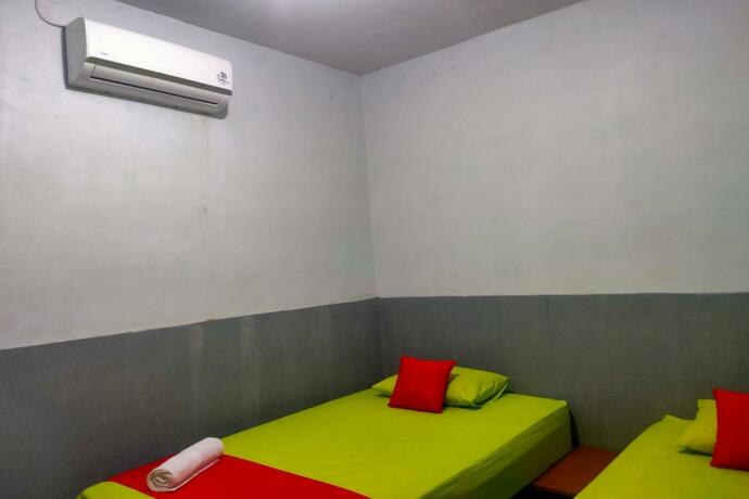 Imagen general del Hotel RedDoorz Plus near Alun Alun Sumenep. Foto 14