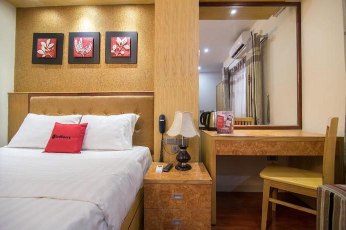 Imagen de la habitación del Hotel RedDoorz Plus near Cau Giay Park. Foto 2