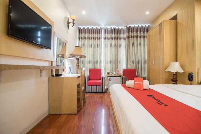 Imagen de la habitación del Hotel RedDoorz Plus near Cau Giay Park. Foto 11