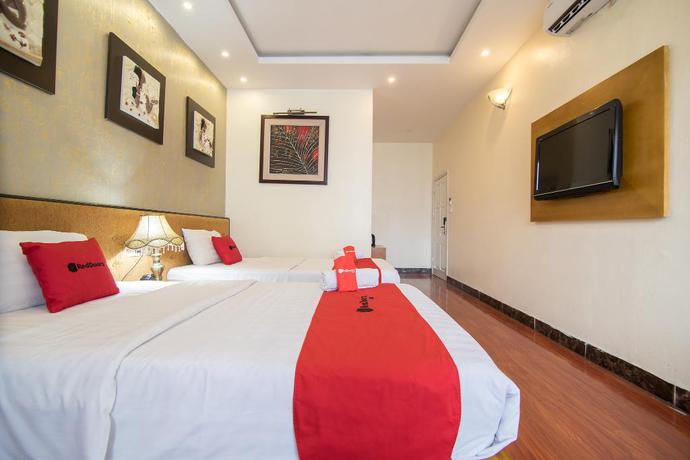 Imagen de la habitación del Hotel RedDoorz Plus near Cau Giay Park. Foto 12