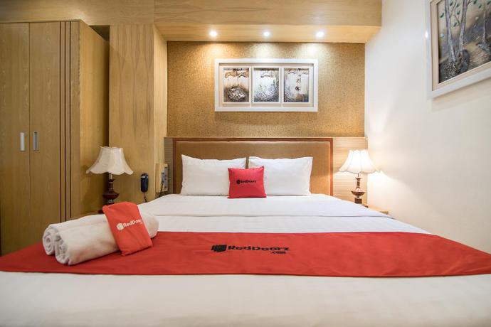 Imagen de la habitación del Hotel RedDoorz Plus near Cau Giay Park. Foto 13