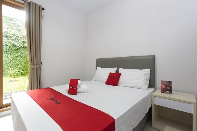 Imagen de la habitación del Hotel RedDoorz Plus near Cilandak Town Square 2. Foto 10