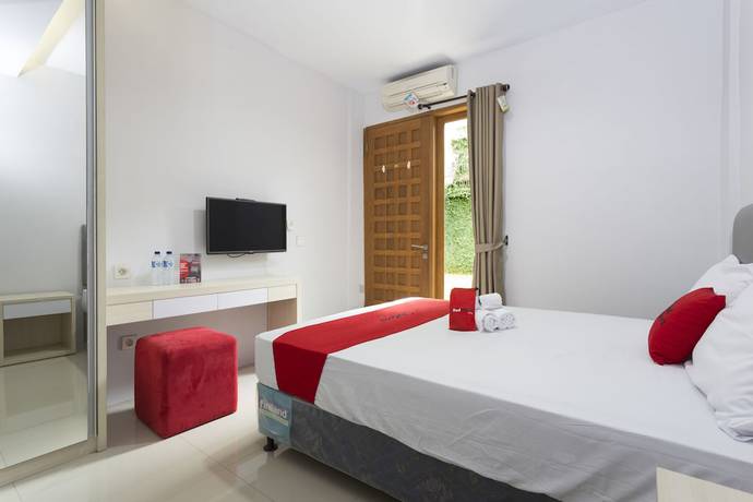 Imagen de la habitación del Hotel RedDoorz Plus near Cilandak Town Square 2. Foto 18