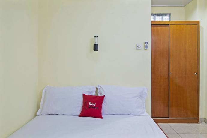 Imagen de la habitación del Hotel RedDoorz Plus near Ciputra World Kuningan 2. Foto 4