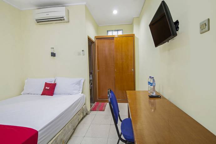 Imagen de la habitación del Hotel RedDoorz Plus near Ciputra World Kuningan 2. Foto 9
