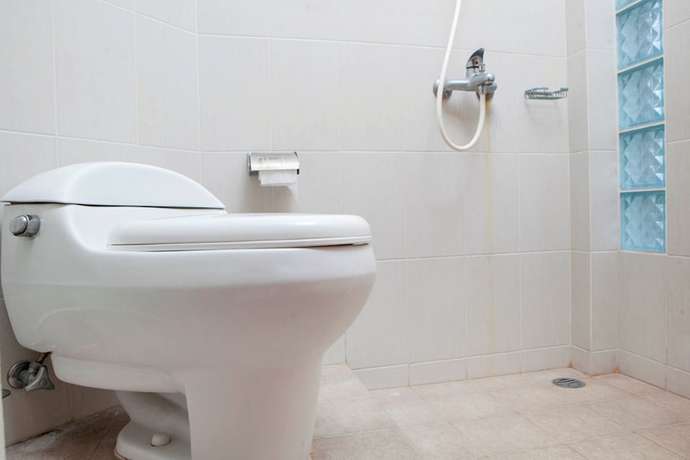 Imagen de la habitación del Hotel RedDoorz Plus near Dago Pakar. Foto 4
